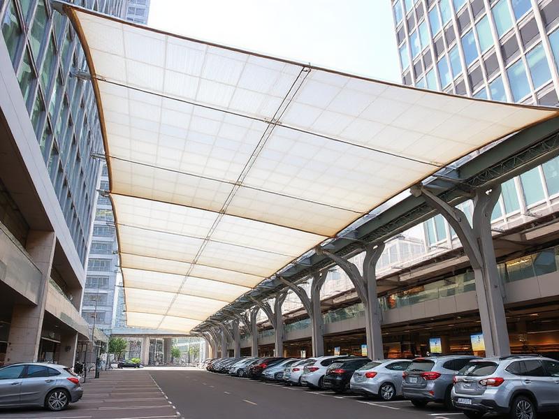 Estructura tensada de gran escala para estacionamiento o espacio público